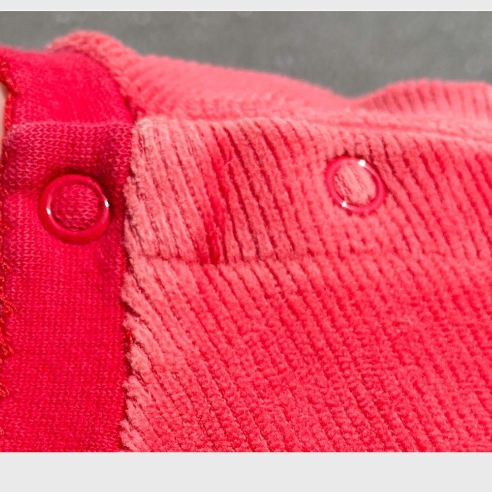 Classic Pooh Valentine’s Heart Vtg L/S Ribbed Fleece Top Disney Youth (18M) - Picture 7 of 7